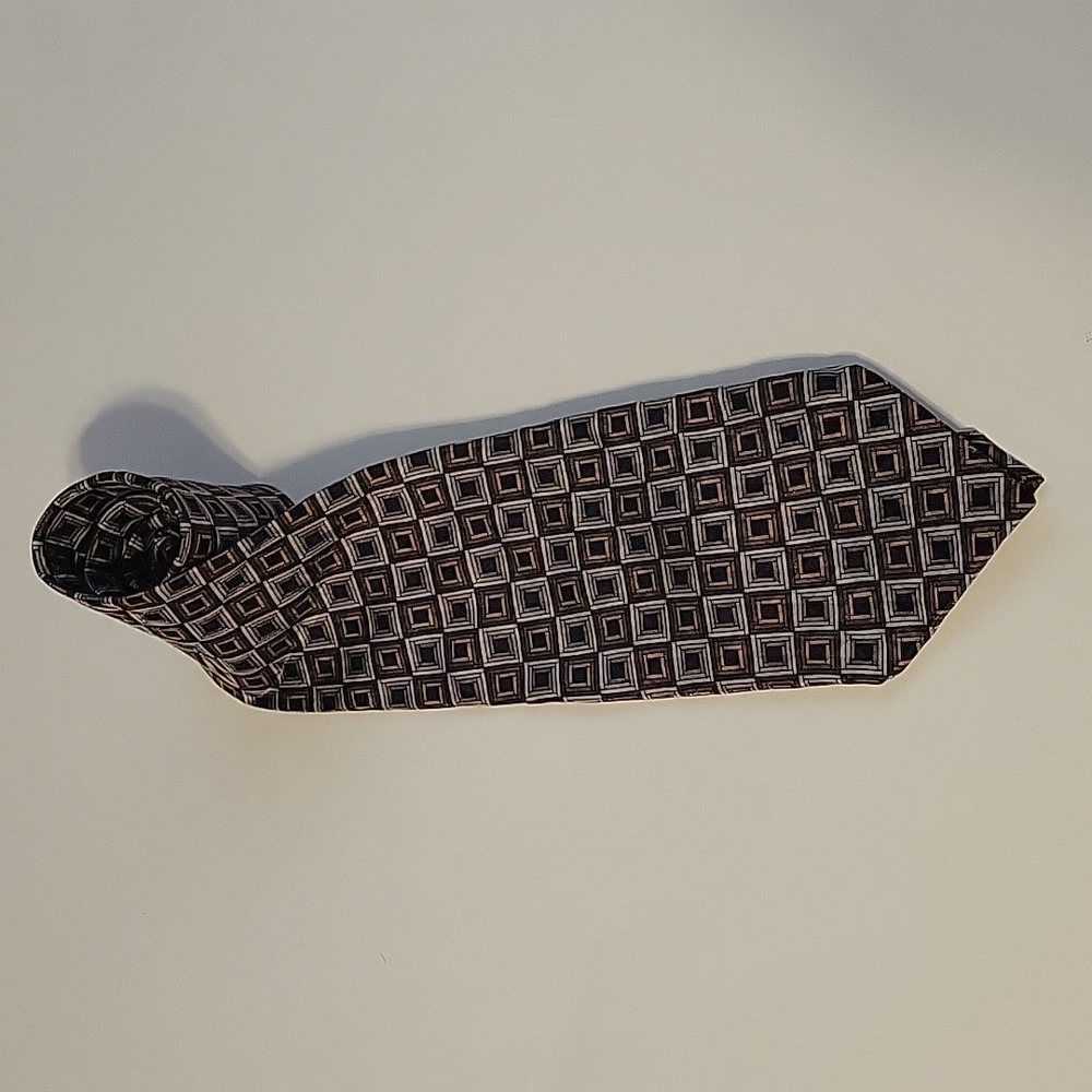Unlisted A Kenneth Cole Production Necktie
